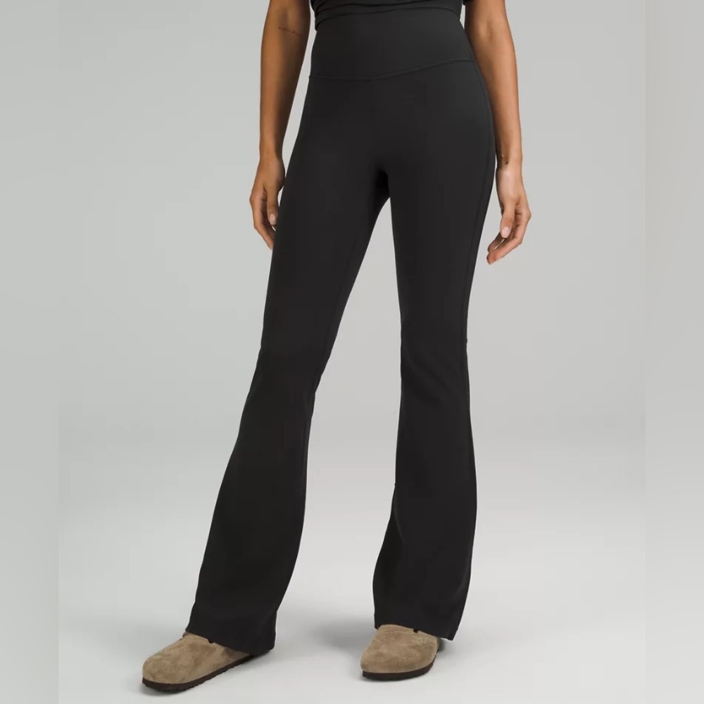 Selling LuluLemon Groove Super-High-Rise Flared Pant Nulu - Size US 10. - Picture 1 of 2